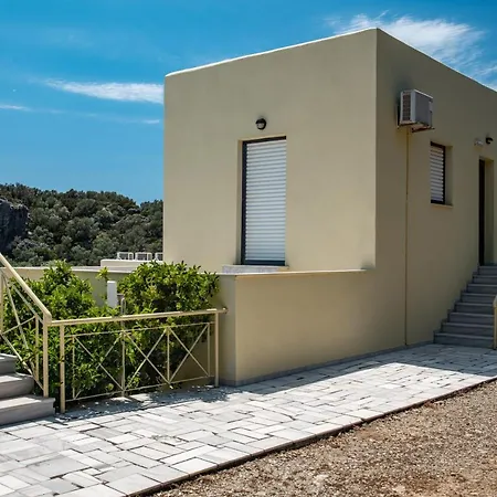 Ξενοδοχείο πολύριζος 3*